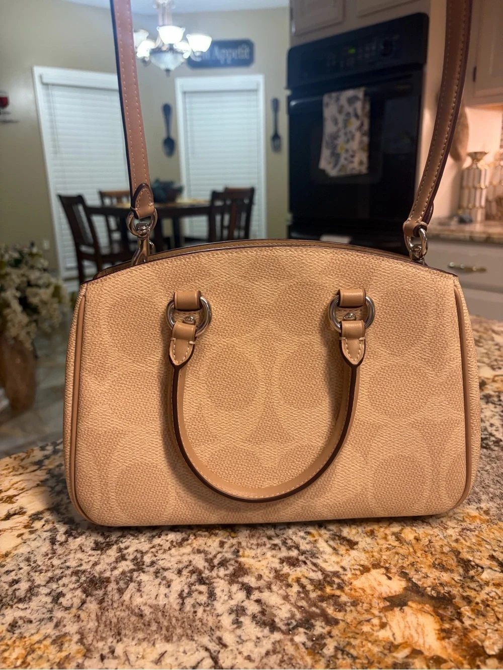 Coach Savannah small carryall